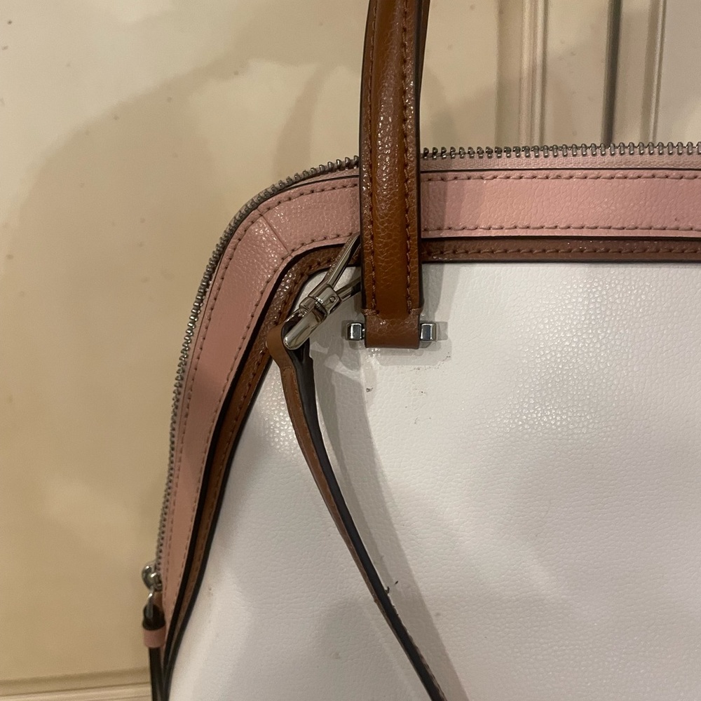 Kate Spade Purse - Picture 2 of 6